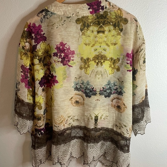 GIMMICKS BY BKE Kimono Top size Large lace trim Beach Vacation Party Cruise L - Picture 2 of 6